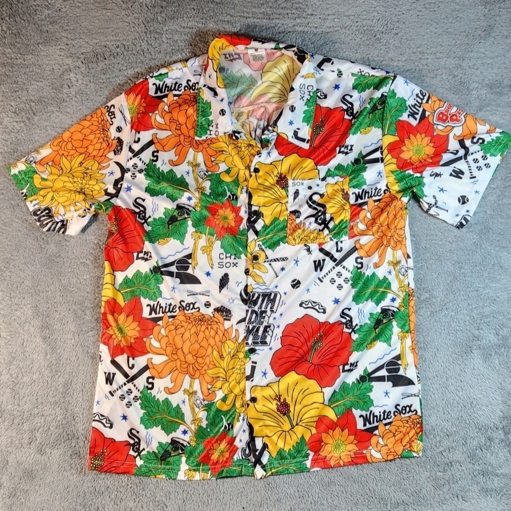 Chicago White Sox Hawaiian Shirt Men's Size Medium MLB Multi-color Button-Up